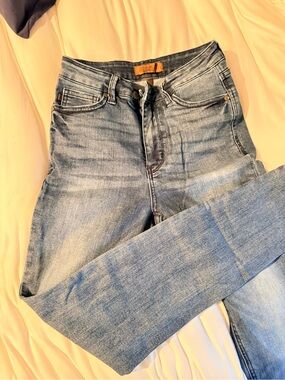 Judy Blue Light Blue Women's High-Rise Skinny Jeans